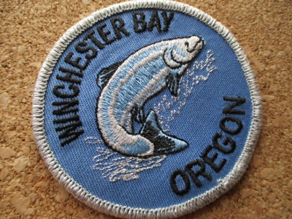80s ウィンチェスター ベイWINCHESTER BAYオレゴンOREGONワッペン/salmon魚フィッシング釣りビンテージPATCHサーモンVintageスーベニア D20の画像2