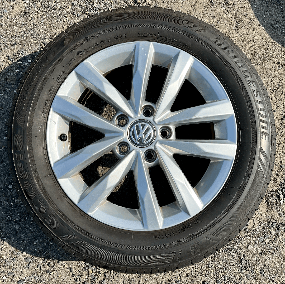 VOLKS WAGEN 　16インチ 6.5J 112 5H BRIDGESTONE ラジアル 205/60/16　管092_画像5