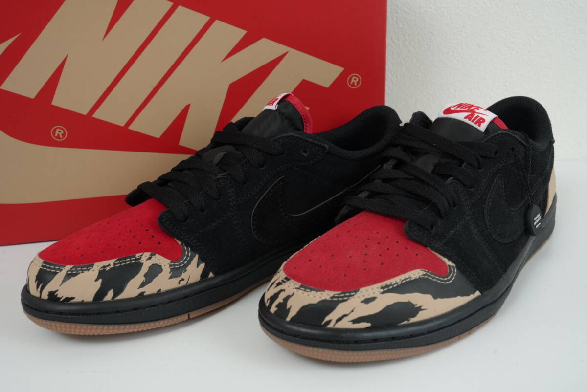 1円スタート　26cm DN3400 001 Sole Fly × Nike Air Jordan 1 Low Black and Sport Red ソールフライ × ナイキ エアジョーダン1 ロー_画像1