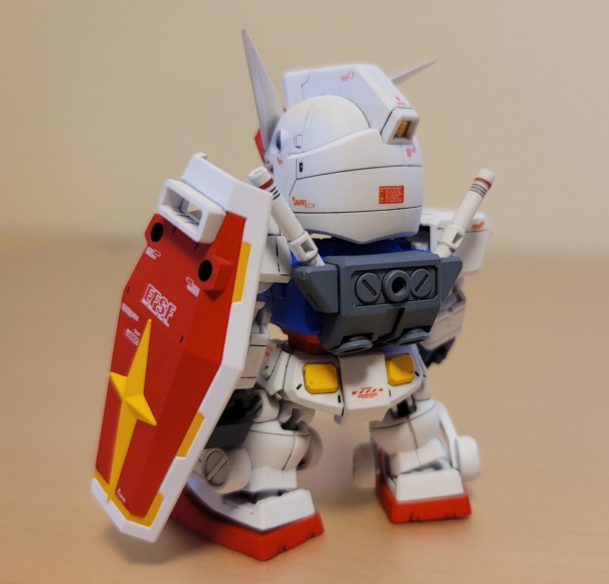 SDガンダム クロスシルエットRX-78-2 ガンダム 全塗装 完成品_画像8