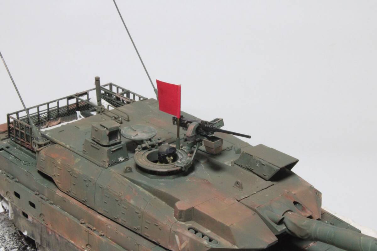 陸上自衛隊 10式戦車 完成品 ジオラマ タミヤ 1/35　送料無料_画像6