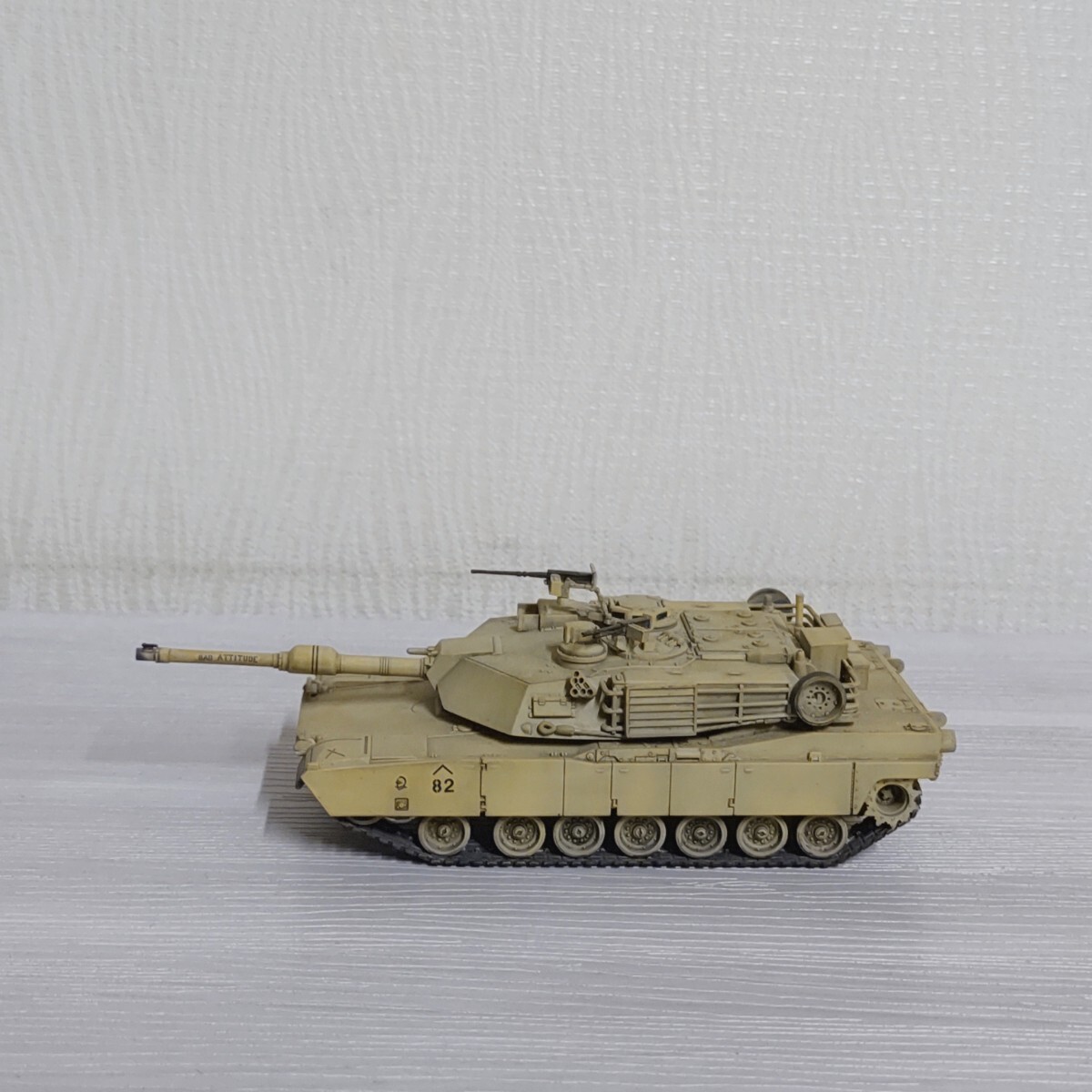1/72 アメリカ軍 主力戦車 M1 エイブラムス プラモデル 完成品 戦車 戦車 M1 Abrams_画像2