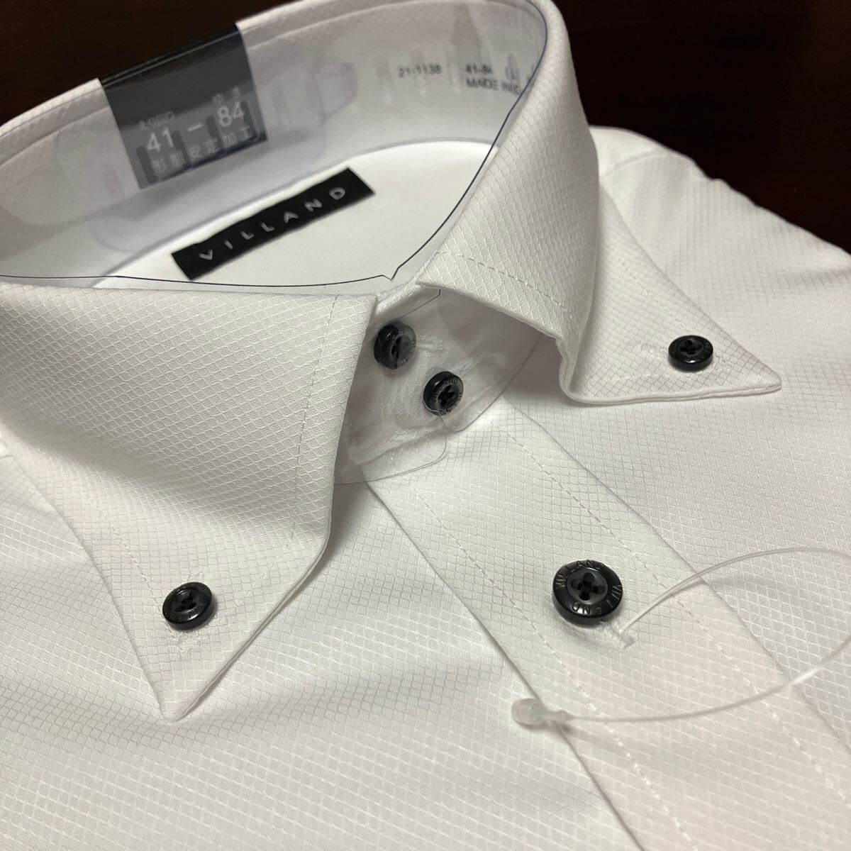VILLAND☆白織柄　形態安定ワイシャツ　L(41-84)　台衿二個釦ボタンダウン_画像4