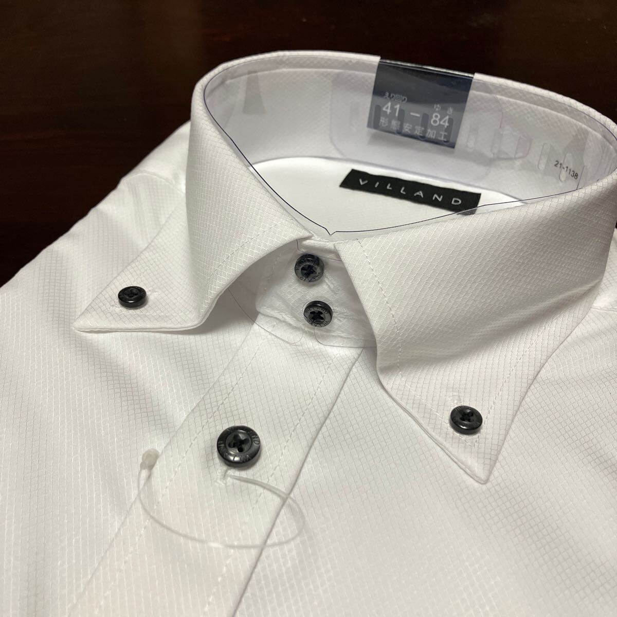 VILLAND☆白織柄　形態安定ワイシャツ　L(41-84)　台衿二個釦ボタンダウン_画像1