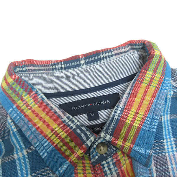 D■トミーヒルフィガー/TOMMY HILFIGER 長袖 チェック柄 シャツ【XL】水色/MENS/151【中古】_画像2