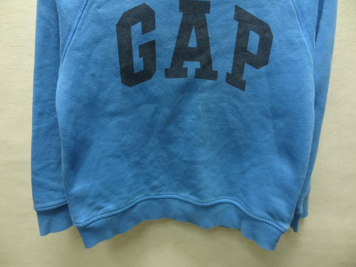 全国送料無料 ギャップ キッズ GAP KIDS 子供服キッズ男＆女の子 染み込みロゴプリント 青色スウェットシャツ トレーナー 120_画像5