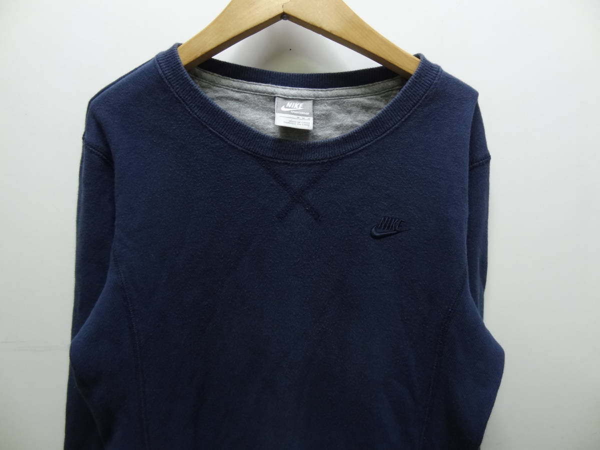  nationwide free shipping Nike NIKE lady's navy blue color left . same color Logo embroidery elegant crew neck sweatshirt M size 