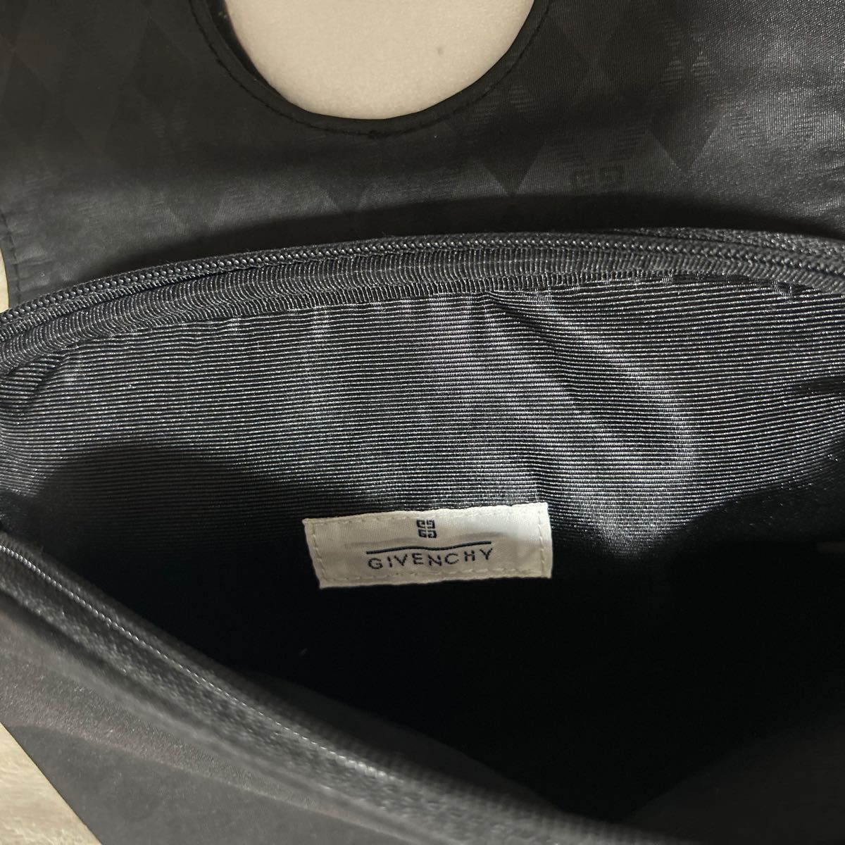 GIVENCHY ジバンシィ メイクポーチ マルチケース ナイロン GIVENCHY ジバンシィ メイクポーチ マルチケース ナイロン