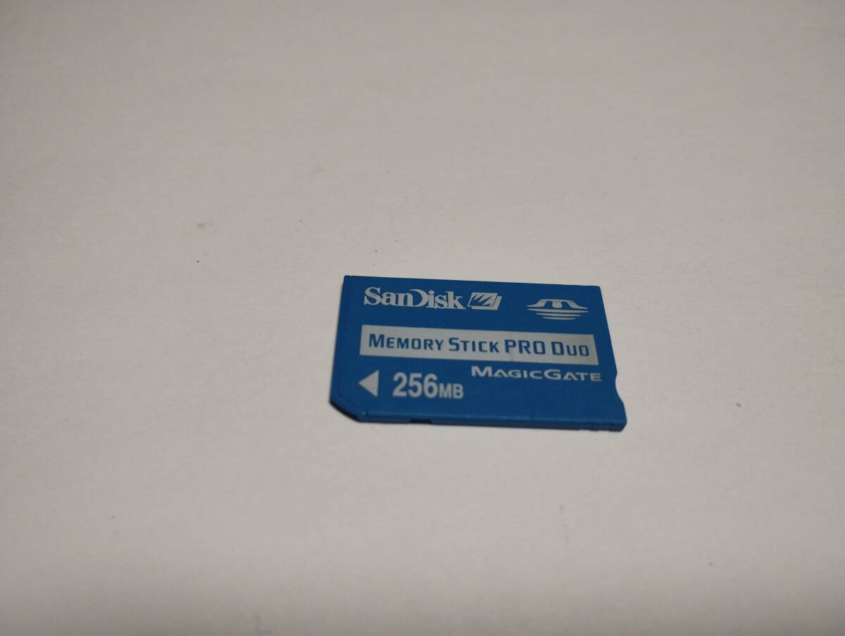 256MB　メガバイト　SanDisk　メモリースティックプロデュオ　MEMORY STICK PRO DUO_画像1
