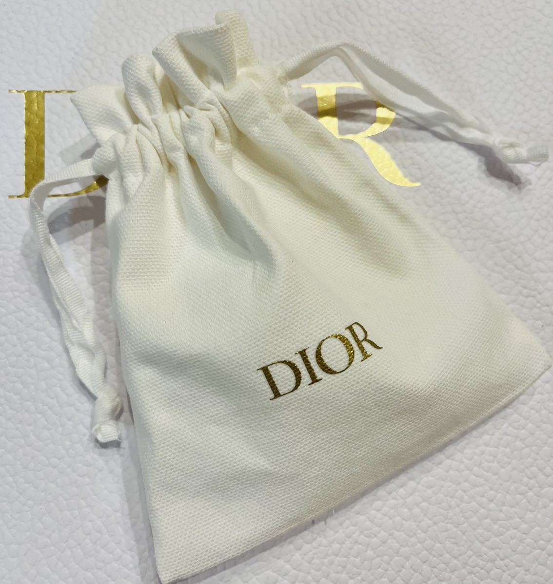 匿名配送　CHANEL シャネル　ディオール　Dior ノベルティ　巾着　ポーチ　白_画像2