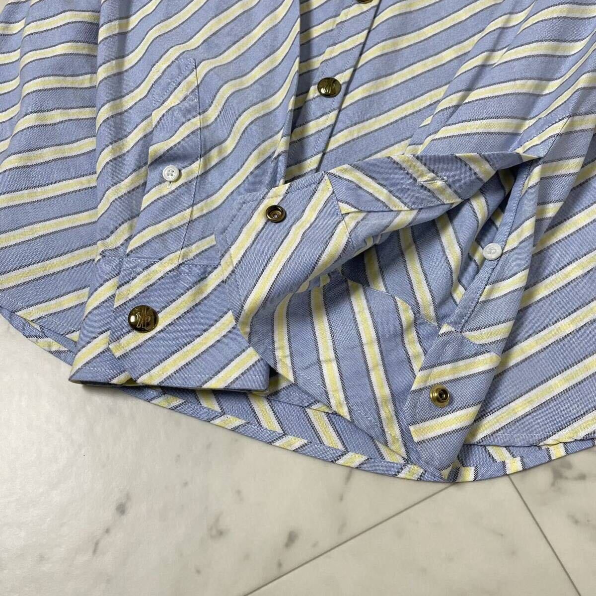 未使用級☆ MONCLER GAMME BLEU モンクレール ガムブルー 『CAMICIA/カミーチェ』 ボタンダウン シャツ 長袖 size1/M メタルボタン ITALY製の画像8