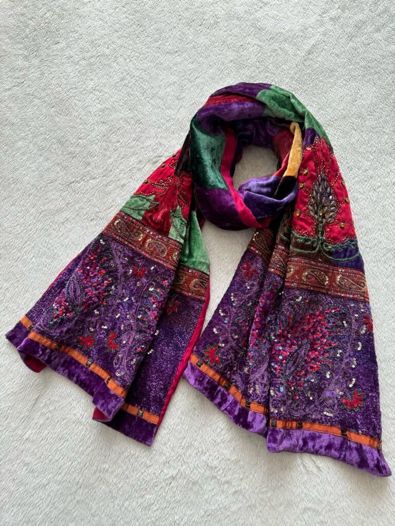 ETRO イタリア制 ペイズリー柄 刺繍 スパングル ビーズ 大判ストール 大判スカーフ ロングマフラー エトロ ベルベット 別珍 ベロア