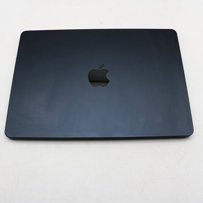 美品 Apple MacBook Air M2, 2022 24GB/SSD 512GB/バッテリー最大容量100％/充放電回数43回 元箱ありの画像3