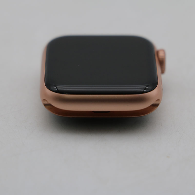 美品 Apple Watch series 4 40mm Gold Aluminum Case Pink Sand Sport Loo（GPS） MU692J/A 16GB 元箱ありの画像6