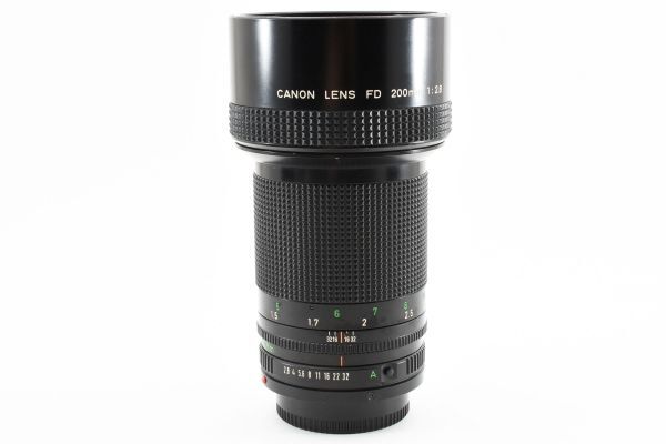 完動美品 Canon Lens New FD 200mm F2.8 MF 大口径 単焦点 望遠 レンズ / キヤノン NFD Mount フード組込式 軽量 ボケ味抜群 #8009_画像8