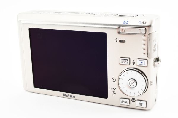 美品 Nikon Coolpix S500 Silver Compact Digital Camera シルバー コンパクトデジタルカメラ / ニコン クールピクス 各部動作確認済 #8025の画像5