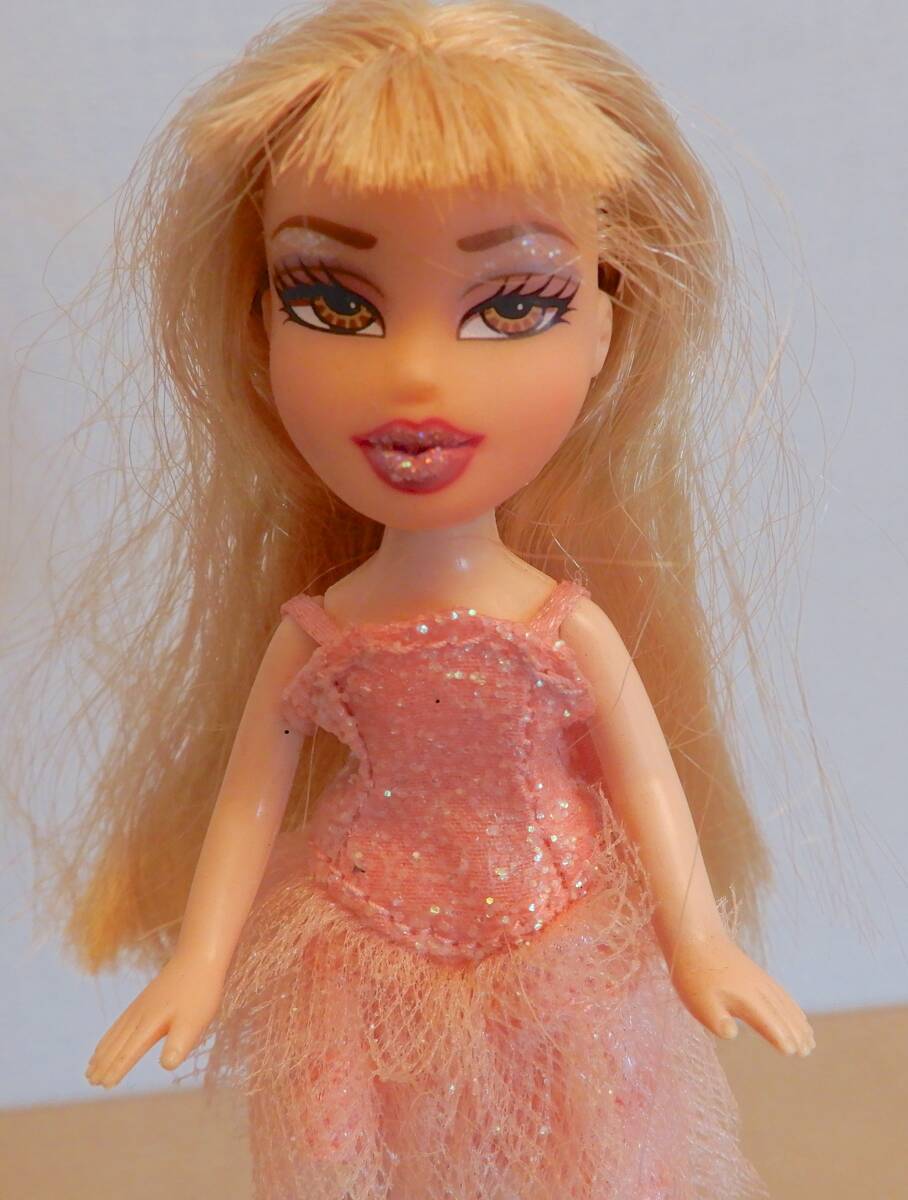 【USA★Lil' Bratz★ブラッツ】2002年MGA★ファッションドール★ミニサイズ人形★ピンクのドレス★金髪／白人_画像10