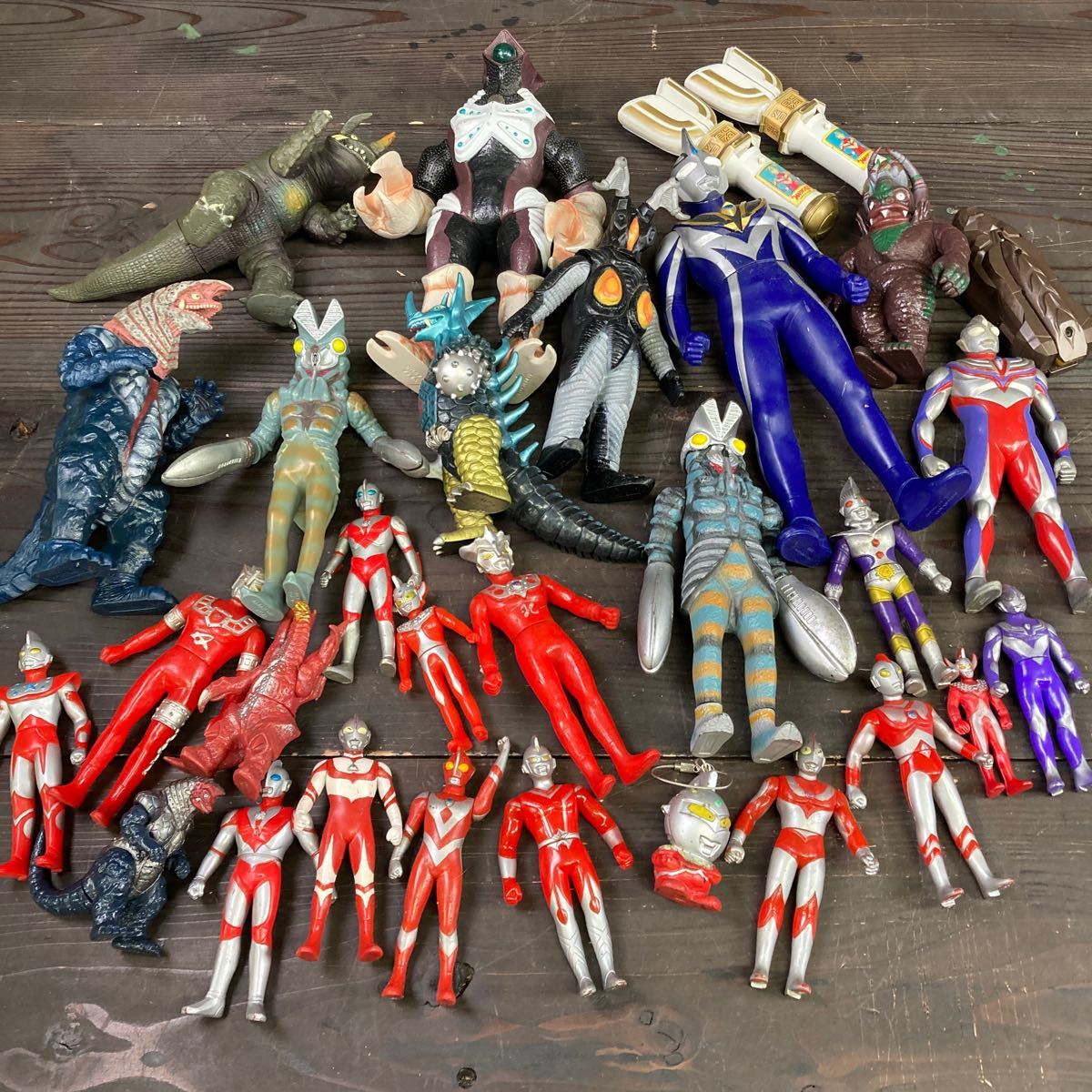 ウルトラマン 人形　年代物 Yahoo!オークション - exh41 当時物 ウルトラマン フィギュア ソフビ