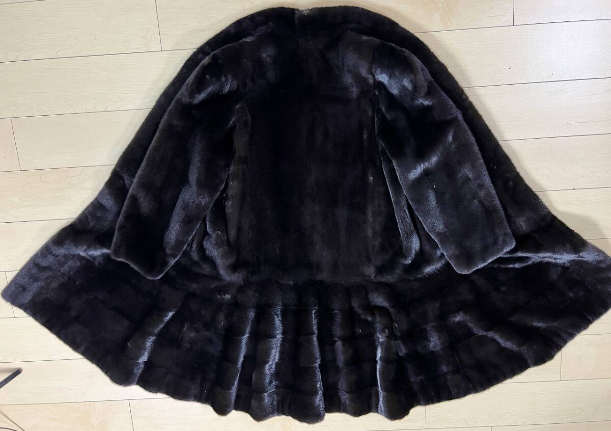 【極上品】【BLACKGLAMA 】ミンク セミロングコート 110㎝ 裾周り265㎝ MOONBATの画像10