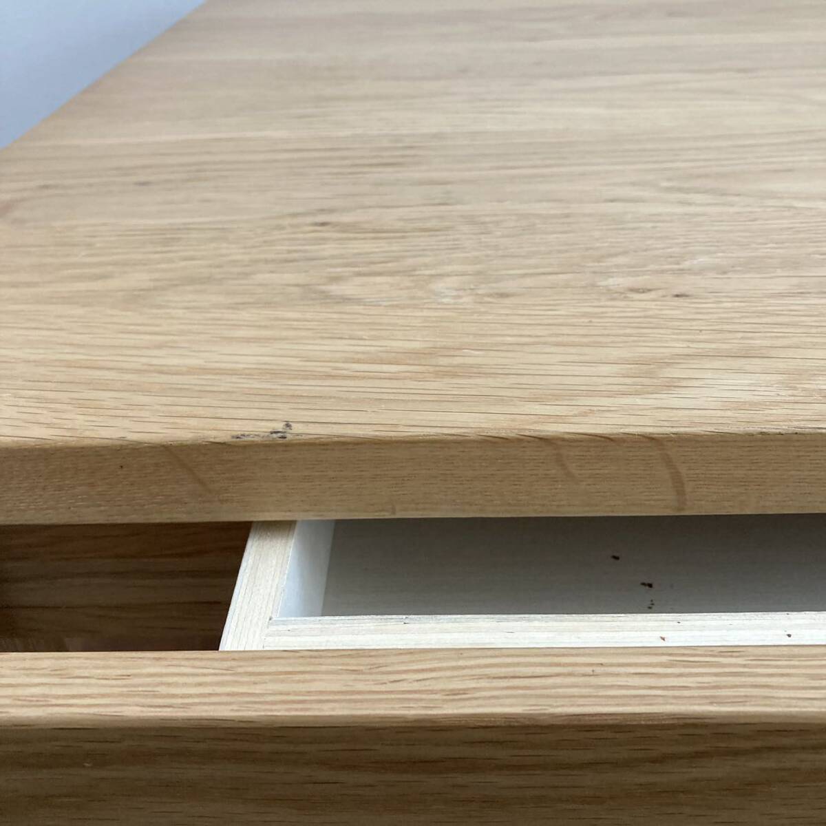 【送料無料】MUJI 無印良品 無垢材テーブル(引出付)・オーク材・幅80㎝ 正方形 ダイニングテーブルの画像5