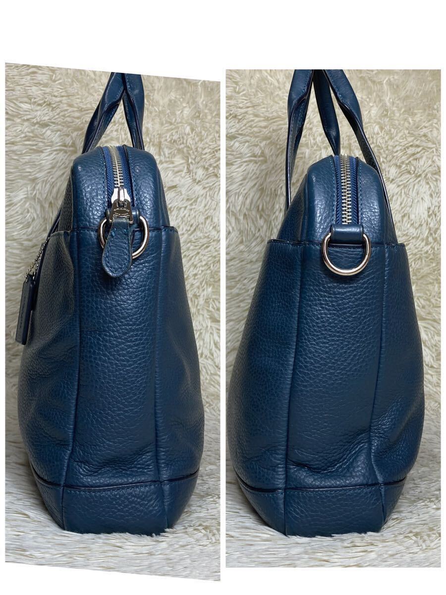 【美品】COACH コーチ メンズ ビジネスバッグ ショルダーバッグ レザー ネイビー 紺色 通勤通学 A4収納可能 _画像5