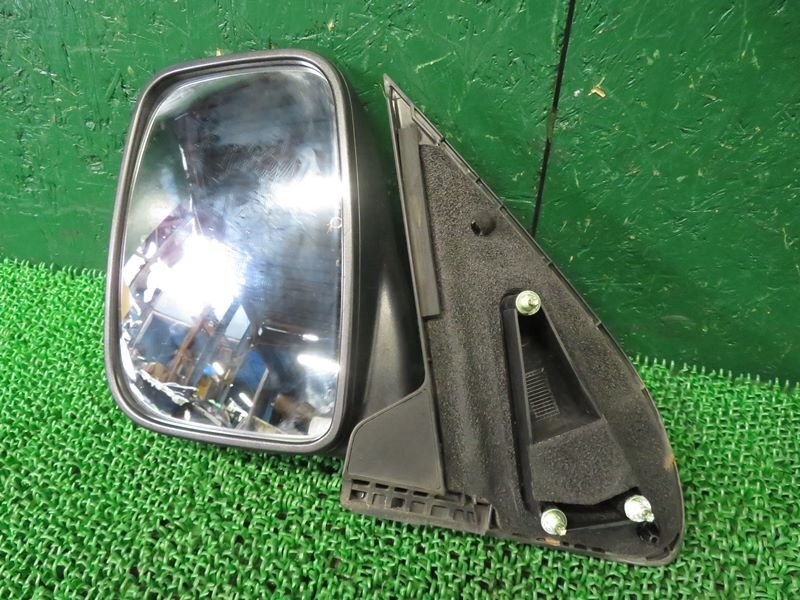 [psi] Nissan E26 Caravan left door mirror manually operated less black 