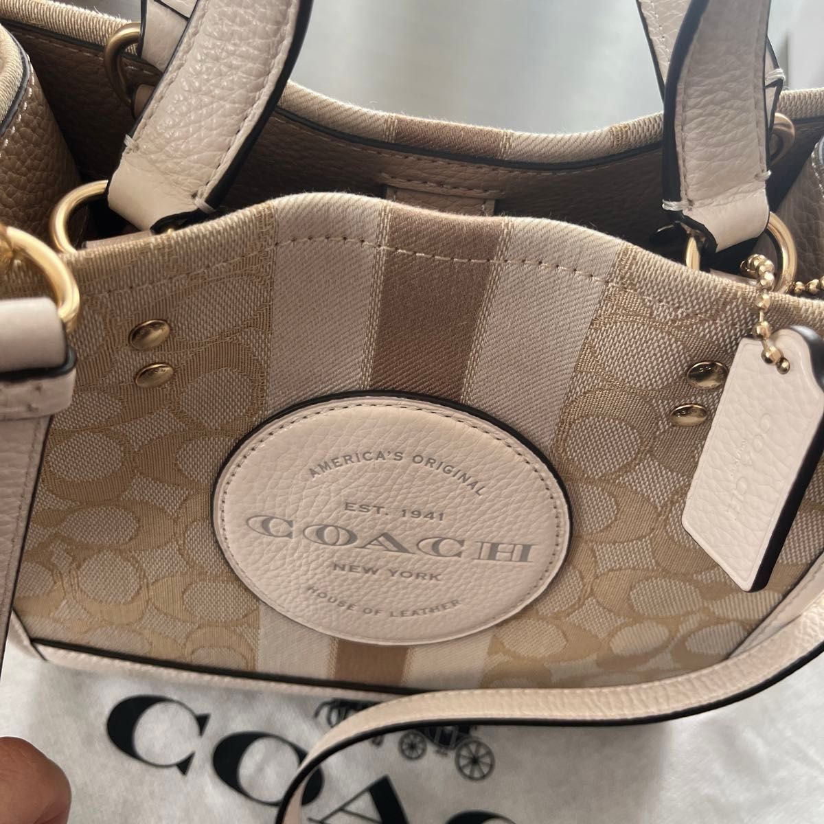 最終値下げCOACHコーチハンドバッグデンプシートートバッグショルダーバッグ 2wayホワイトロゴラインベージュゴールド金具