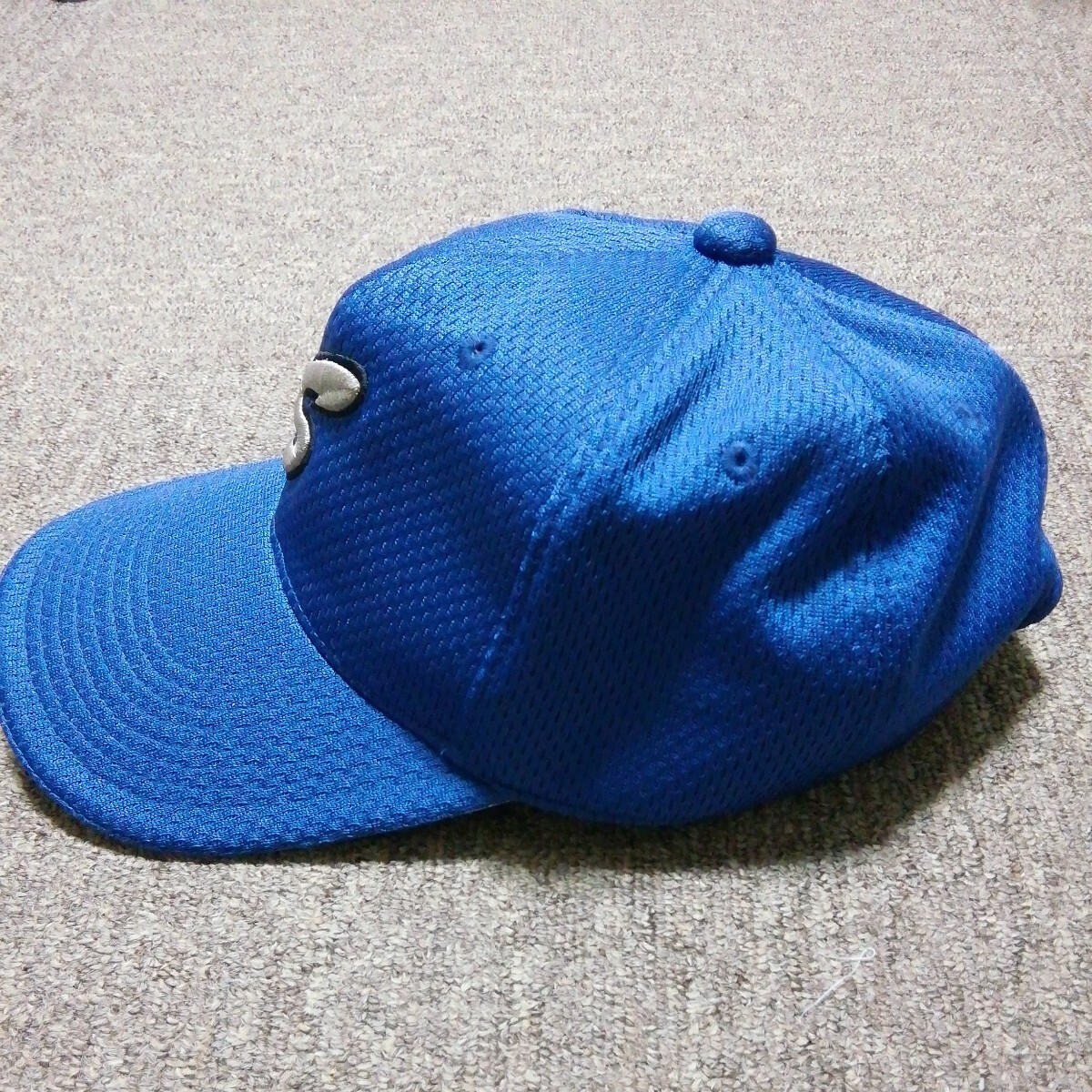 *[ old clothes ]REWARD(re word ) hat ( cap ) blue ( blue )