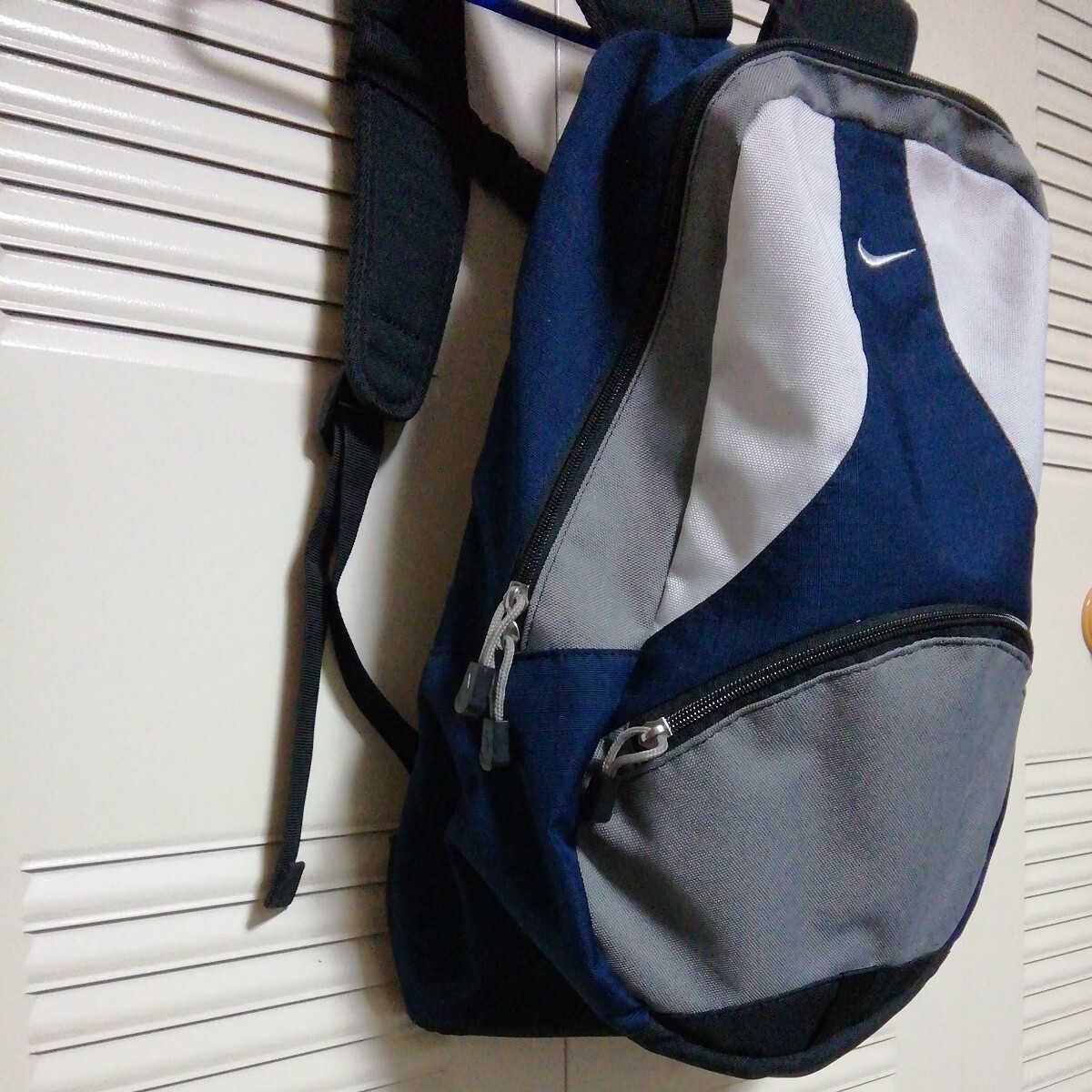 ★【中古品】NIKE(ナイキ) リュックサック(バックパック) 青(ブルー)、グレー系の画像3