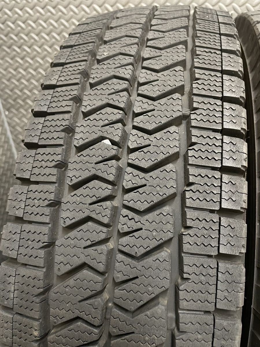 195/80R15 BRIDGESTONE/BLIZZAK VL10 22年製 スタッドレス 4本 ブリヂストン ブリザック ハイエース キャラバン (10-C339)の画像6