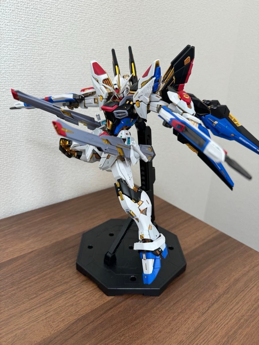 mgex ストライクフリーダムガンダム　塗装済み完成品