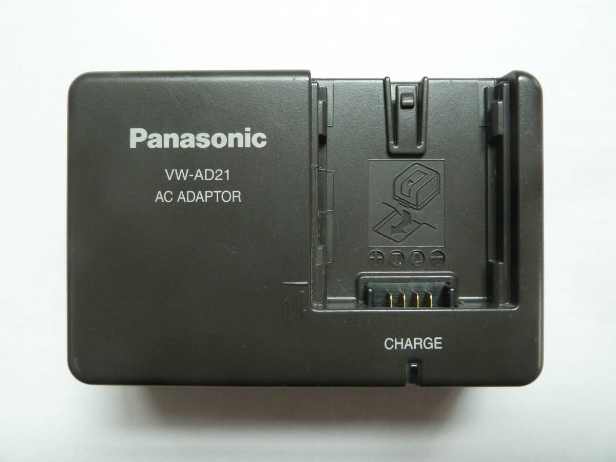 Panasonic純正バッテリーチャージャー・Panasonic VW-AD21 ・中古良品の画像1