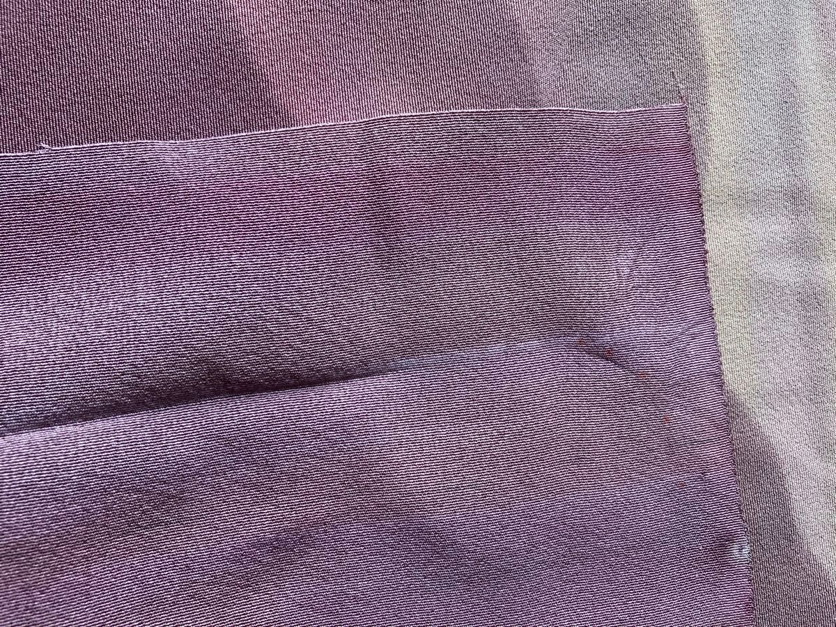128  ハギレ はぎれ  未着用　リメイク　正絹  薄茶色　紫山景色　しっとり　柔らか　未着用　綺麗　ハンドメイド 生地  着物