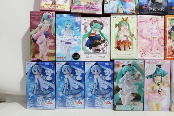 D028H 054 Hatsune Miku Exc-d Creative SweetSweets зеленый чай пуховка . Sakura no L AMP Alice и т.п. приз фигурка совместно итого 24 шт нераспечатанный 