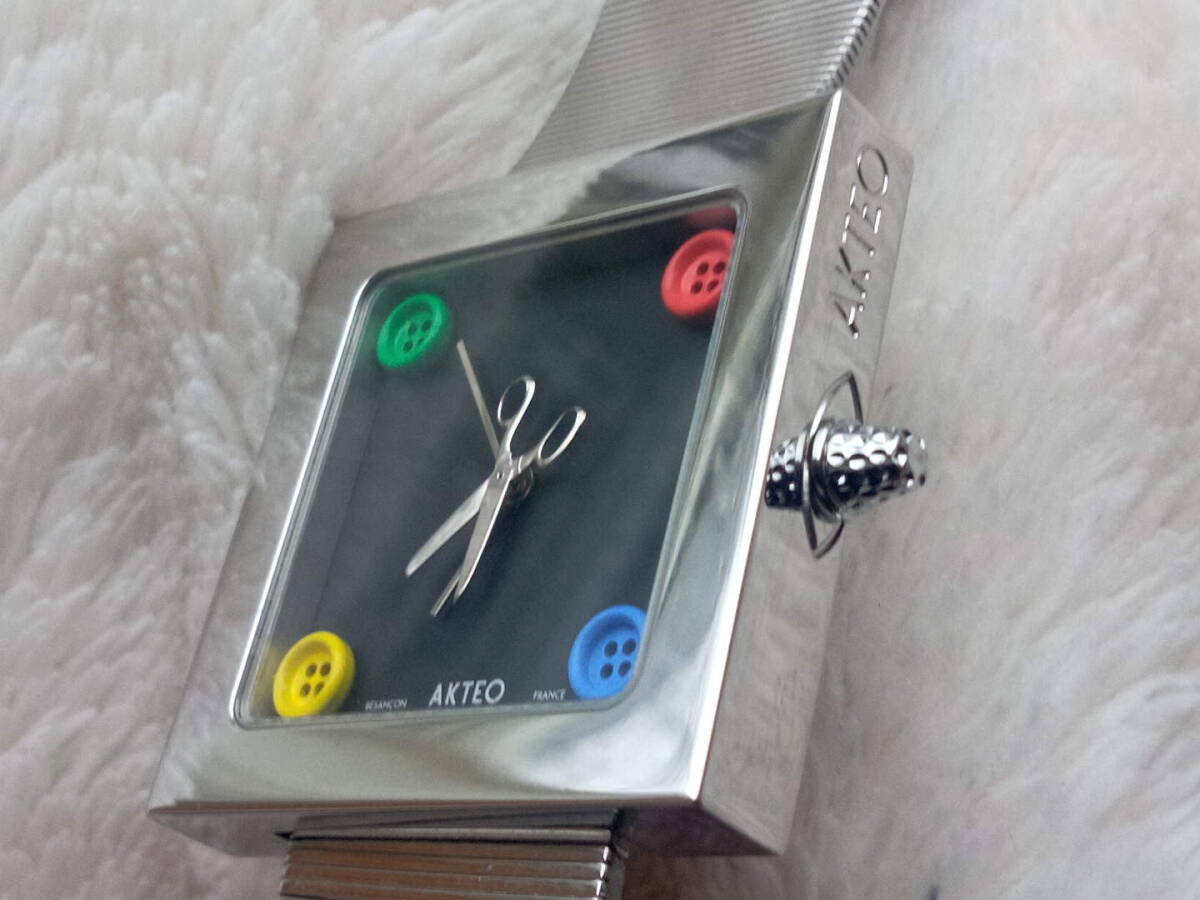 新品未使用保管品 AKTEO/アクテオ DESIGN J-C MARESCHAL 腕時計 メンズ クォーツ 秒針 はさみ ボタンの画像4
