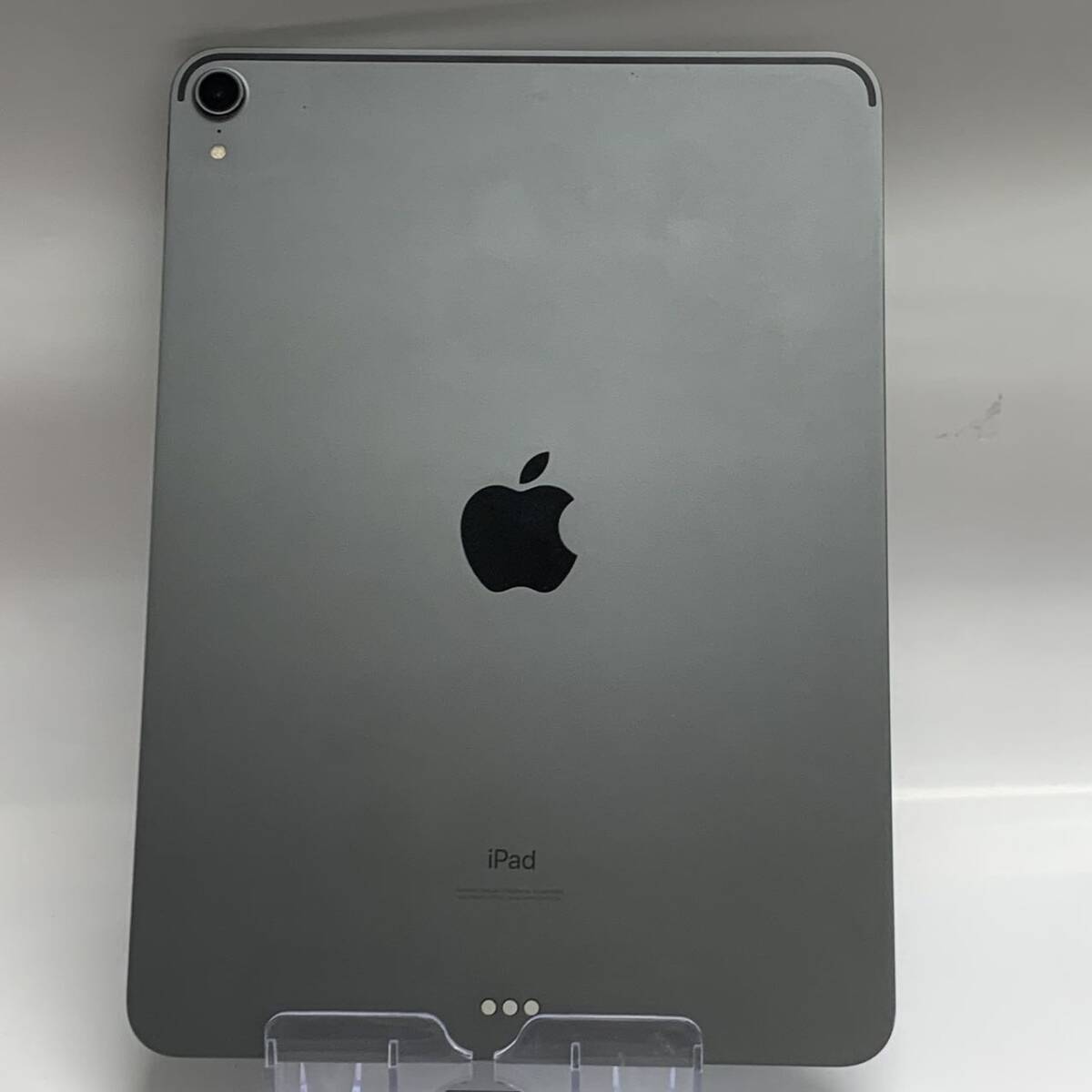 Apple　iPad Pro11インチ　256GB　Wi-Fiモデル　第1世代　A1980　ジャンク品　スペースグレイ_画像2