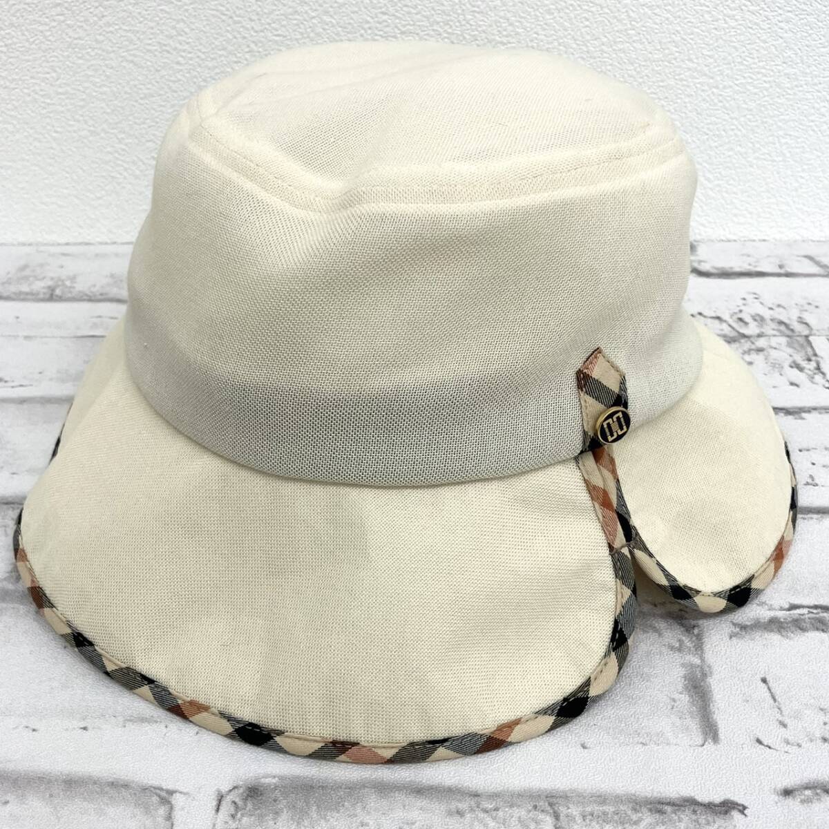 【A】DAKS　ダックス　帽子　バケットハット　チェック　白　ホワイト　ベージュ系　レディース　アパレル　小物　ファッション【219】_画像2