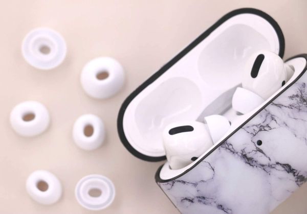 改良版 AirPods Pro イヤホン用 イヤーピース イヤーチップ シリコン製 付けたまま充電可能 S/M/L 3セット ホワイト E375_画像6