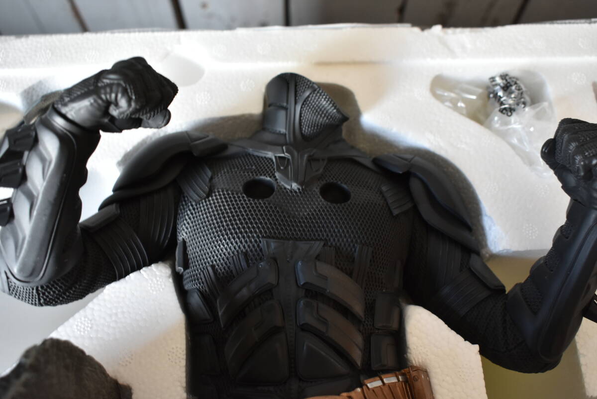 Qm133 バットマン ダークナイト バットマン プレミアムフォーマット フィギュア The Dark Knight Statue Premium Format Figure Batman_画像10
