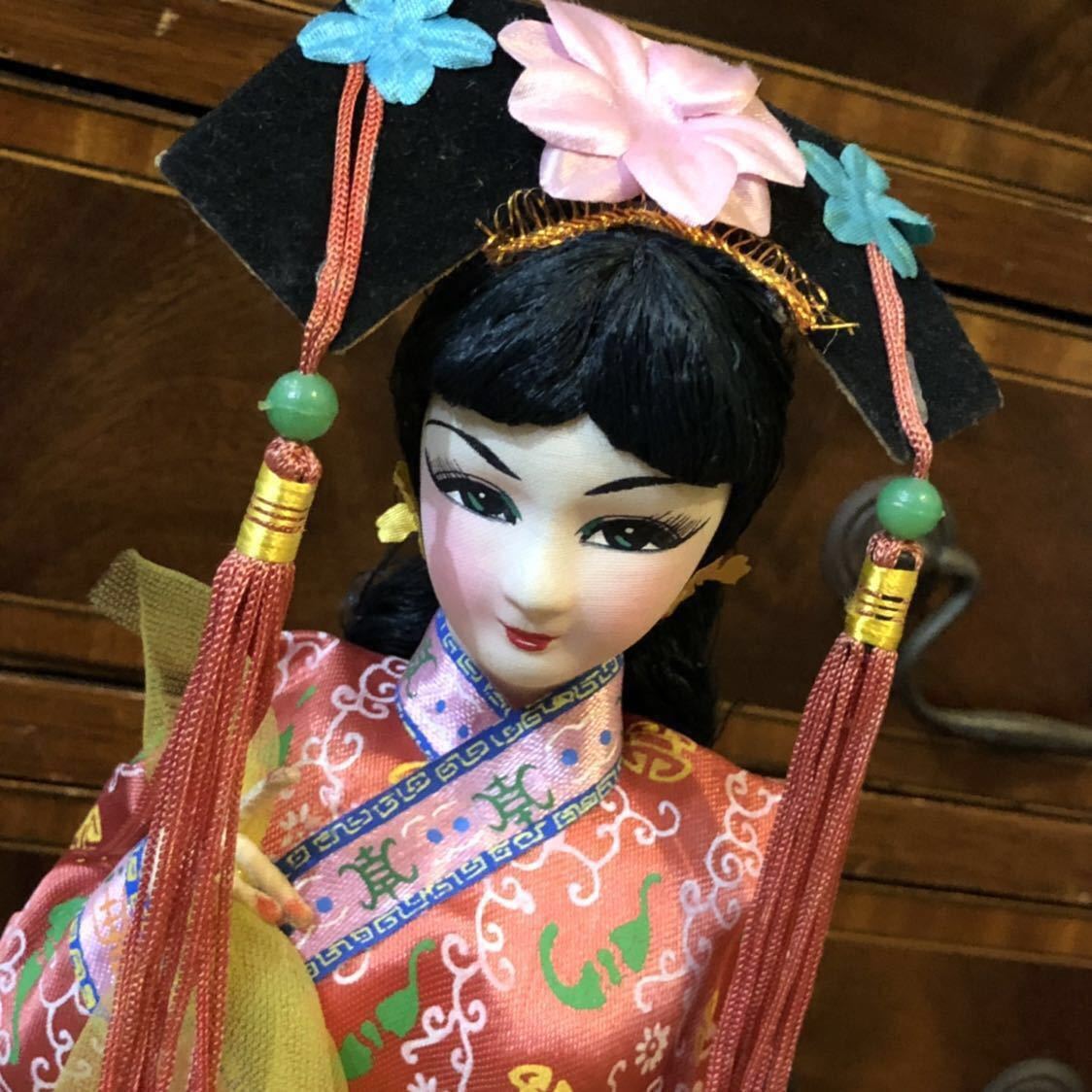 ヤフオク 台湾民俗人形 中国民族衣装人形 美女人形 フィギ