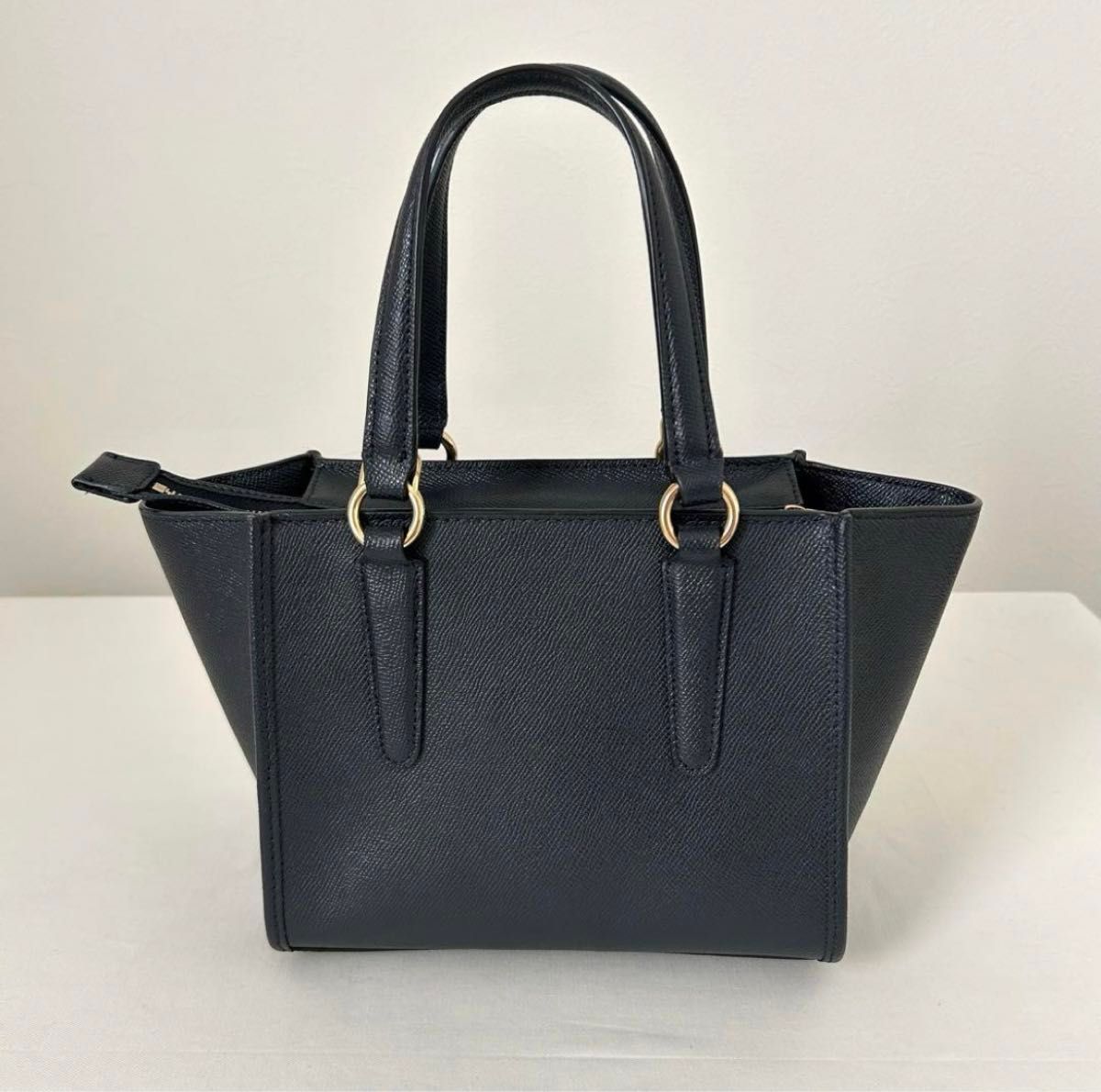 美品 COACH コーチ 2WAY ショルダーバッグ ハンドバッグ グレー 美品 COACH コーチ 2WAY ショルダーバッグ ハンドバッグ グレー