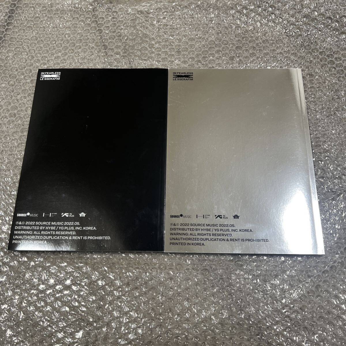 FEARLESS ル セラフィム ブックレット 2種類 各1冊 2冊セット BOOKLETのみ 写真集 BLUE CHYPRE BLACK PETROL BLUE CHYPRE 韓流 K-pop_画像2
