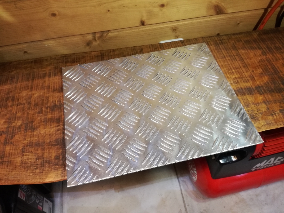 アルミ縞板 2.5t×337×273 シマ板 端材 滑り止め デコトラ DIY_画像1