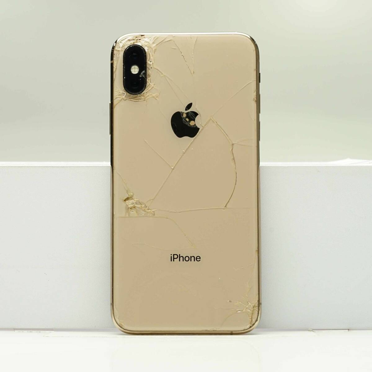 Yahoo!オークション - iPhone Xs 256GB ゴールド SIMフリー 訳