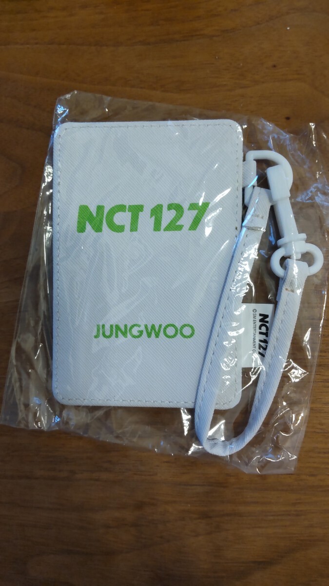 NCT127 Jungwoo ジョンウ　パスケース_画像1