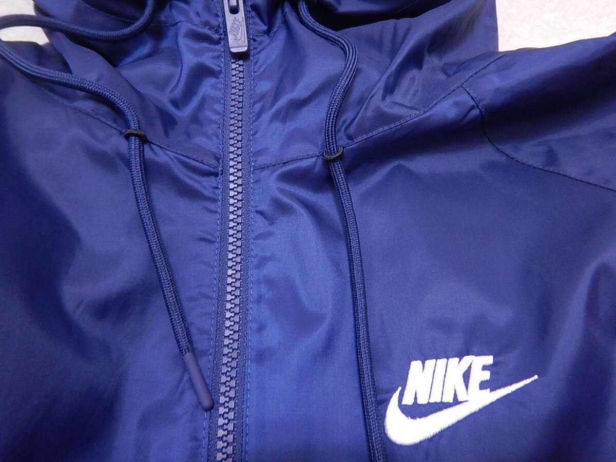 新品同様■NIKE ナイキ Windrunner ウインドランナー パーカージャケット Mサイズ ナイロン■ネイビー×レッド_画像4