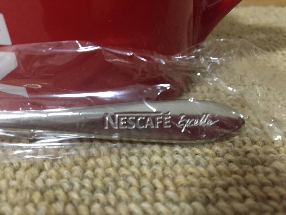 未使用品 NESCAFE Excella 赤マグ メグ・ライアン サイン入り スプーン付き 箱付き ネスカフェエクセラ 赤いマグカップ ネスレ ノベルティ_画像5