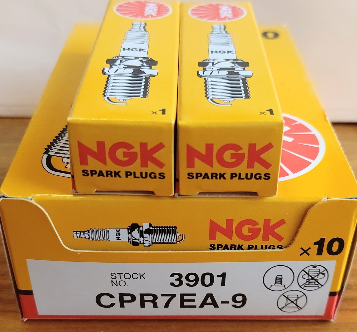 送料無料 NGK CPR7EA-9 2本セット PCX125 リード125 グランドマジェスティマグザム バルカン PCX150 アドレス110 _画像3