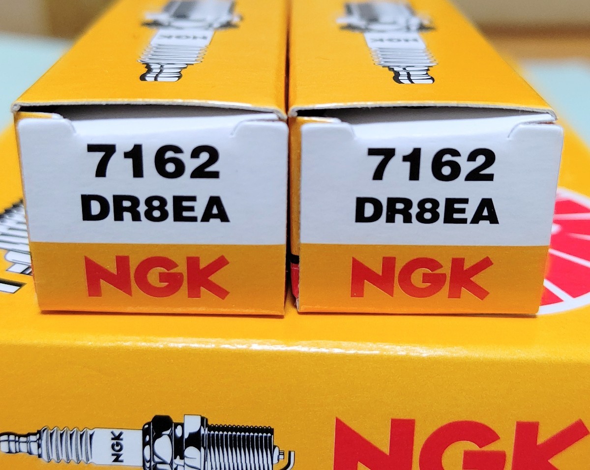 NGK スパークプラグ　2本セット DR8EA dr8ea