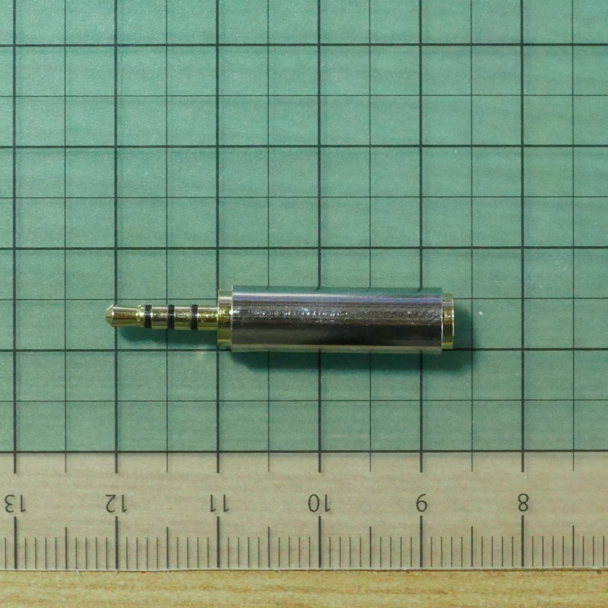 ステレオミニプラグ 2.5mm 4極 オス⇔3.5mm 4極 メス 変換アダプター(マイク・イヤホン ジャック)_画像3